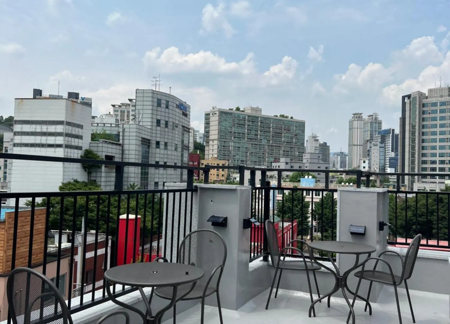 Seoul B 아파트