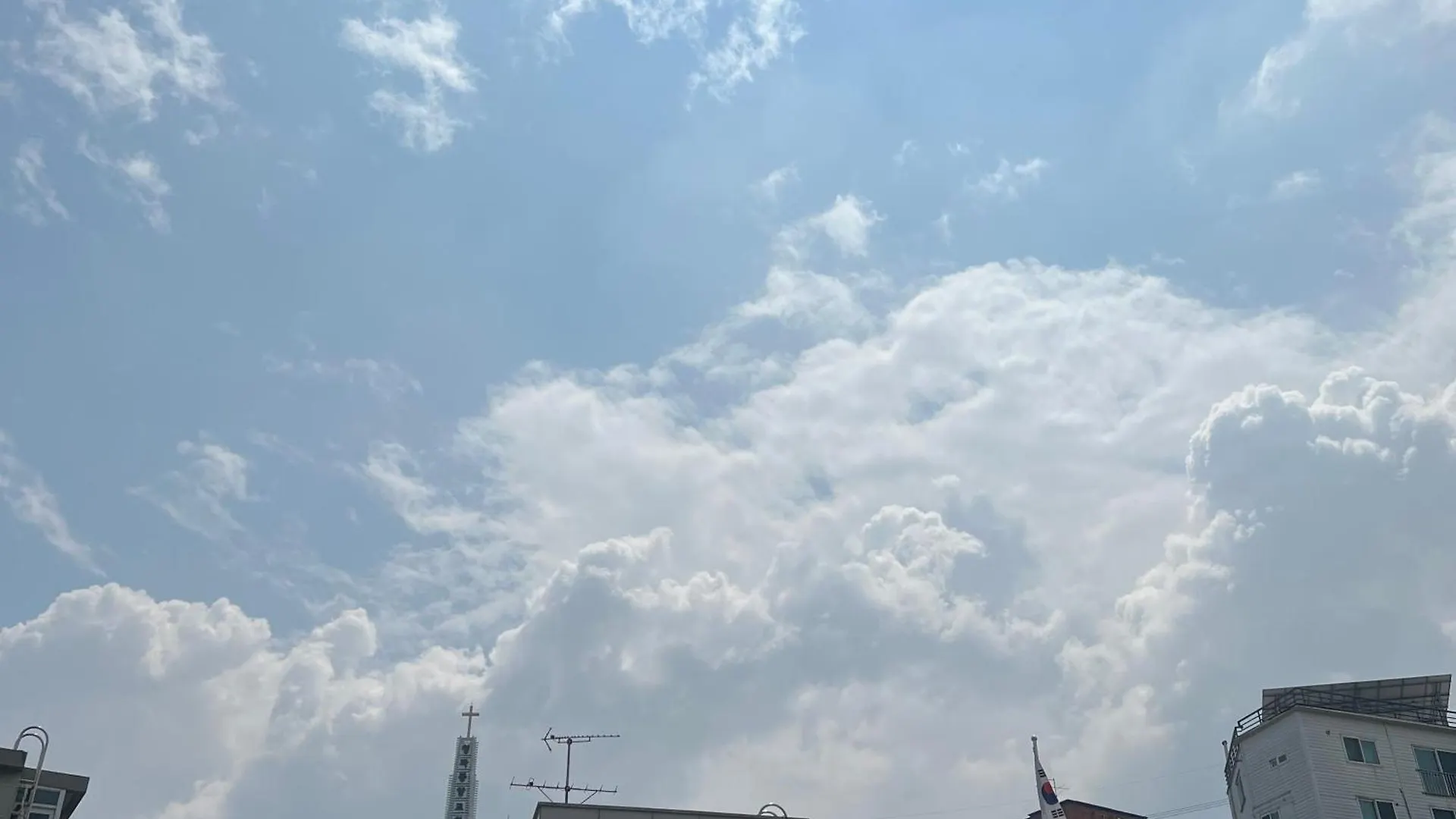 Seoul B 아파트